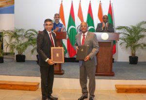 އިންޑިއާއާއެކު ދެ އެއްބަސްވުމެއްގައި ސޮއިކޮށްފި