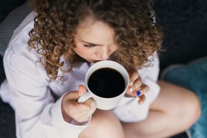 ކޮފީގެ ފައިދާތައް ގިނަ! ނަމަވެސް ހައްދުން ނައްޓައި ނުދާތި!