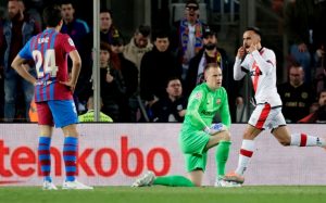 11 ވަނަގައި އޮތް ވަޔެކާނޯ އިން ބާސެލޯނާ ބަލިކޮށްފި