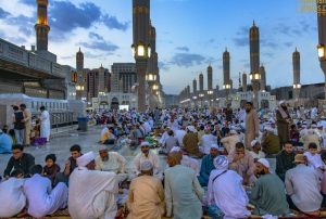 ރަމަޟާން މަހަކީ ރަހުމަތާއި، ފާފަފުއްސެވުމާއި، ނަރަކައިން ދިންނެވުމުގެ މާތް މައްސަރު!