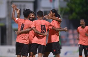 ޓީސީ ބަލިކޮށް އީގަލްސް އެއްވަނައަށް