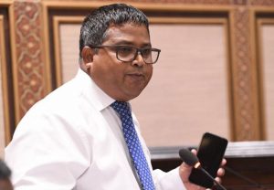 މާދަމާގެ ޖަލްސާއަށް މަސްވެރިކަމާއިބެހޭ ވަޒީރު ހާޒިރުކުރަނީ