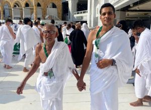 ޢުމްރާގެ އަޅުކަމަށް ގޮސްހުރި ދިވެއްސަކު ނިޔާވެއްޖެ