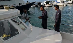 ކަނޑު އުޅަނދު ފަހަރު ޗެކްކުރުމުގެ ހަރަކާތެއް ފުލުހުން ފަށައިފި