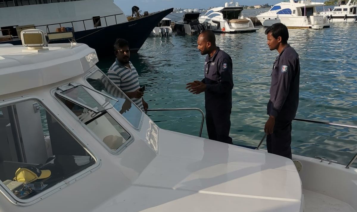 ކަނޑު އުޅަނދު ފަހަރު ޗެކްކުރުމުގެ ހަރަކާތެއް ފުލުހުން ފަށައިފި