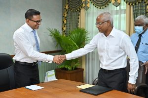 އދ.ދިއްދޫ ބަނދަރާއި ރަށްގިރުމުގެ މައްސަލައަށް ހައްލު ހޯދައިދެއްވާނަން: ރައީސް