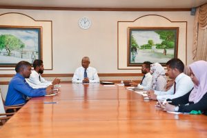 ދޮންފަނު ރައްޔިތުން ދަތުރުދާ ރަށެއްގެ ގޮތުގައި ހަނިފަރު ހަމަޖެއްސަން އެދިއްޖެ