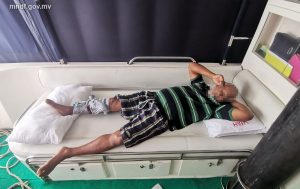 މިޔަރު ހަމަލާދިން މީހާ ފަރުވާއަށް ނައިފަރަށް ގެންގޮސްފި