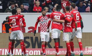 މެއިންޒުން ޗެންޕިއަން ބަޔާން ބަލިކޮށްފި