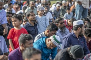 ދެ އަހަރަށްފަހު ބޮޑު ޖަމާޢަތުގައި ޢީދު ނަމާދު، ހިތްހަމަޖެހުމާއި އުފާވެރިކަން!