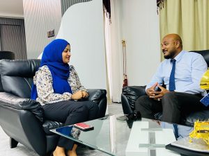 ހުޅުމާލެއިން ލައިސަންސް ތިއަރީ ޓެސްޓް ހެދޭނެގޮތް ހަމަޖެއްސުމަށް މަޝްވަރާ ކުރާކޮށްފި