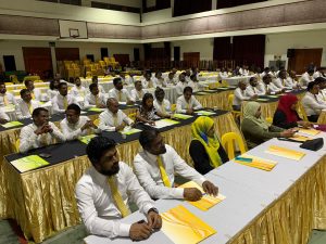 އެމްޑީޕީ ކޮންގްރެސް އޮގަސްޓް 19ގައި، ބަލާނީ އީސީގެ ދަފްތަރަށް