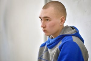 ހަނގުރާމައިގެ ޖަރީމާތައް ހިންގިކަމުގެ ކުށް ސާބިތުވެ، ރަޝިއާގެ ސިފައިންގެ މީހާ އުމުރަށް ޖަލަށްލާން ހުކުމް ކޮށްފި