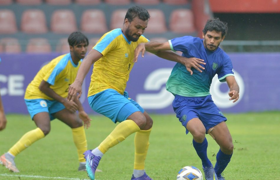 ވެލެންސިއާ ބަލިކޮށް ސަސް ތާވަލުގެ ހަތަރަކަށް