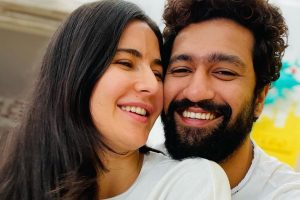 ކުއްޖަކު ހޯދަން އާއިލާ އިން ޕްރެޝަރެއް ނުކުރޭ: ވިކީ