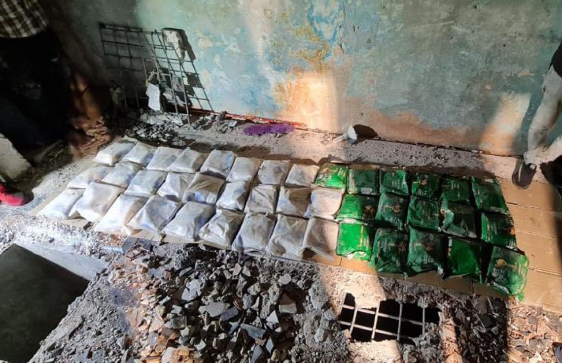 42 ކިލޯ ޑްރަގް ފެނުނު މ. ލަވްނެސްޓް އަަނެއްކާވެސް ފާސްކުރަނީ