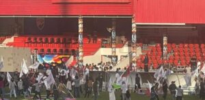 ގަލޮޅު ދަނޑުގައި ބާއްވަން އުޅުނު ޔޯގާ ހަރަކާތް އާންމު ނިކުމެ ހުއްޓުވައިފި