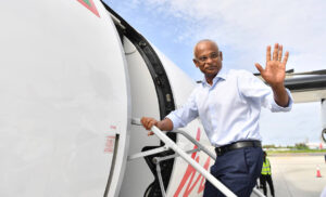 ހޮޅުދުއާއި ފުނަދޫ ސްކޫލްގެ ހާއްސަ ދެ ރަސްމިއްޔާތަކަށް ރައީސް އެ ދެރަށަށް ފުރާވަޑައިގަންނަވައިފި