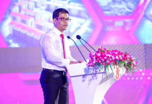 ވެރިކަމުގެ ވާހަކަ ދައްކަންވާނީ، ވެފައިވާ ވައުދުތައް ހުރި ހިސާބެއް ބަލާފަ: ނާޒިމް