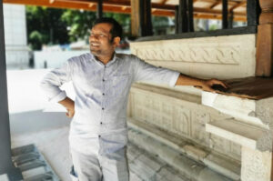 ނާޒިމްގެ ޕާސްޕޯޓް ހިފަހައްޓައި، އަވަސް ތަހުގީގެއް ހިންގުމަށް ގޮވާލައިފި