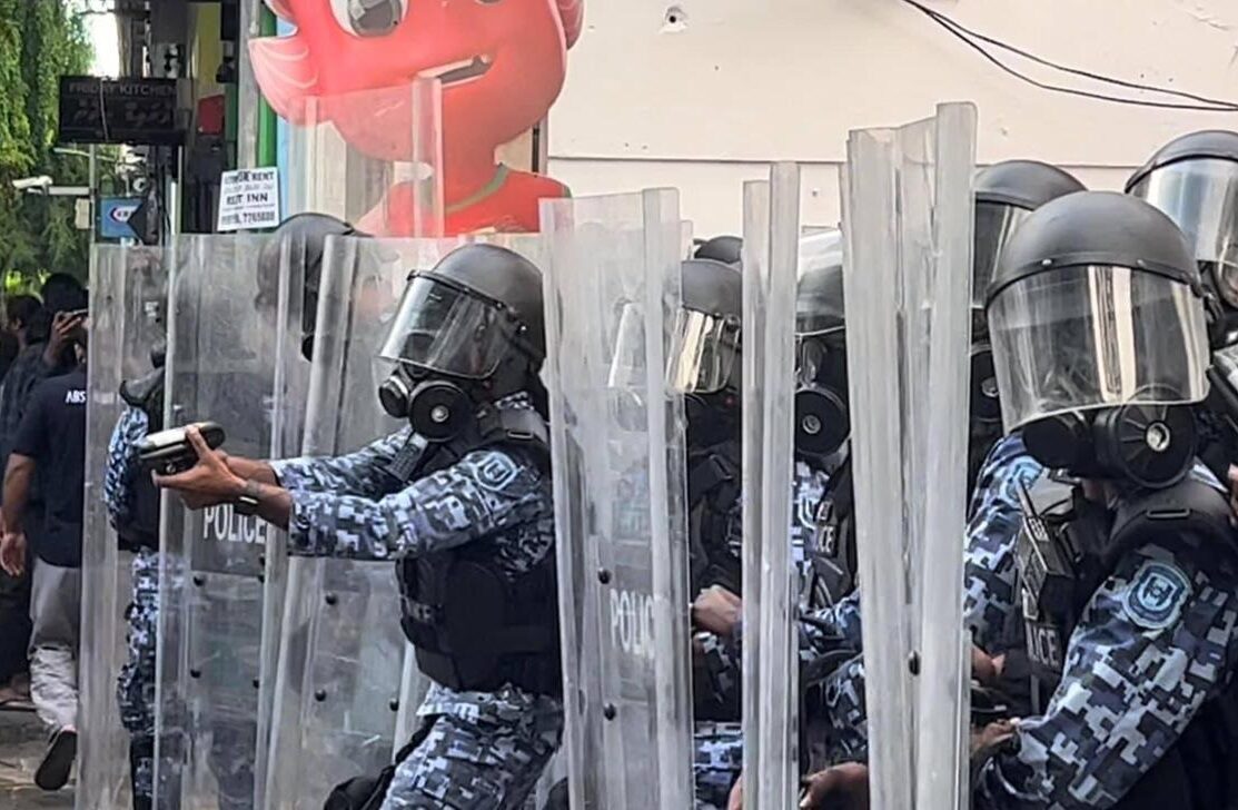 ޔޯގާ ހަރަކާތުގެ ހަމަނުޖެހުމުގެ ފޮޓޯ އާއި ވީޑިއޯ ހިއްސާކުރަން އެދިއްޖެ