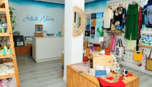 އޮތެންޓިކް ފިހާރައާއެކު ދިވެހި އުފެއްދުންތައް ކްރޮސް ރޯޑަށް