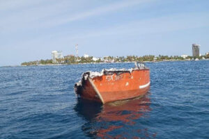 މާފުށި ބޭރުން ދޯންޏެއްގެ ބައެއް އޮޔާދާތީ ސަމާލުވުމަށް އެދިއްޖެ