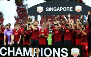 ސިންގަޕޫރުގައި ކްރިސްޓަލް ޕެލަސް އަތުން ލިވަޕޫލަށް މޮޅެއް