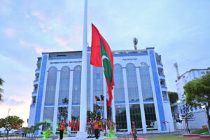 ނެމީބިއާގެ ރައީސް ހާގޭ ގެންގޮބް އަވަހާރަވުމާ ގުޅިގެން ދެ ދުވަސް ވަންދެން ދިވެހި ދިދަ ބައިދަނޑިއަށް ތިރިކުރުމަށް ނިންމަވައިފި