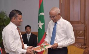 އާންމުންގެ ތައުރީފްފާއި ނަޝީދުގެ ފާޑުކިޔުން ސަރުކާރަށް! ފާހިޝް އަމަލުތަކާ ދެކޮޅަށް ސާބިތުކަން ދައްކައިފި!