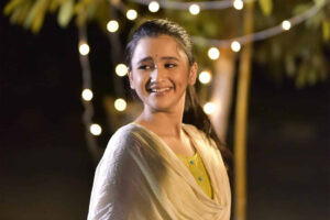 އާލިއާއާ ވައްތަރުކަމުން ސަމާލުކަން ލިބުނު ސެލެސްޓީއަށް ސްޓާޕްލަސްގެ ޑްރާމާއެއް