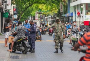 ޢީދު ދުވަހާއި ވަޅު ޢީދު ދުވަހު ހަވީރު ވެހިކަލް ދުއްވުން މަނާ