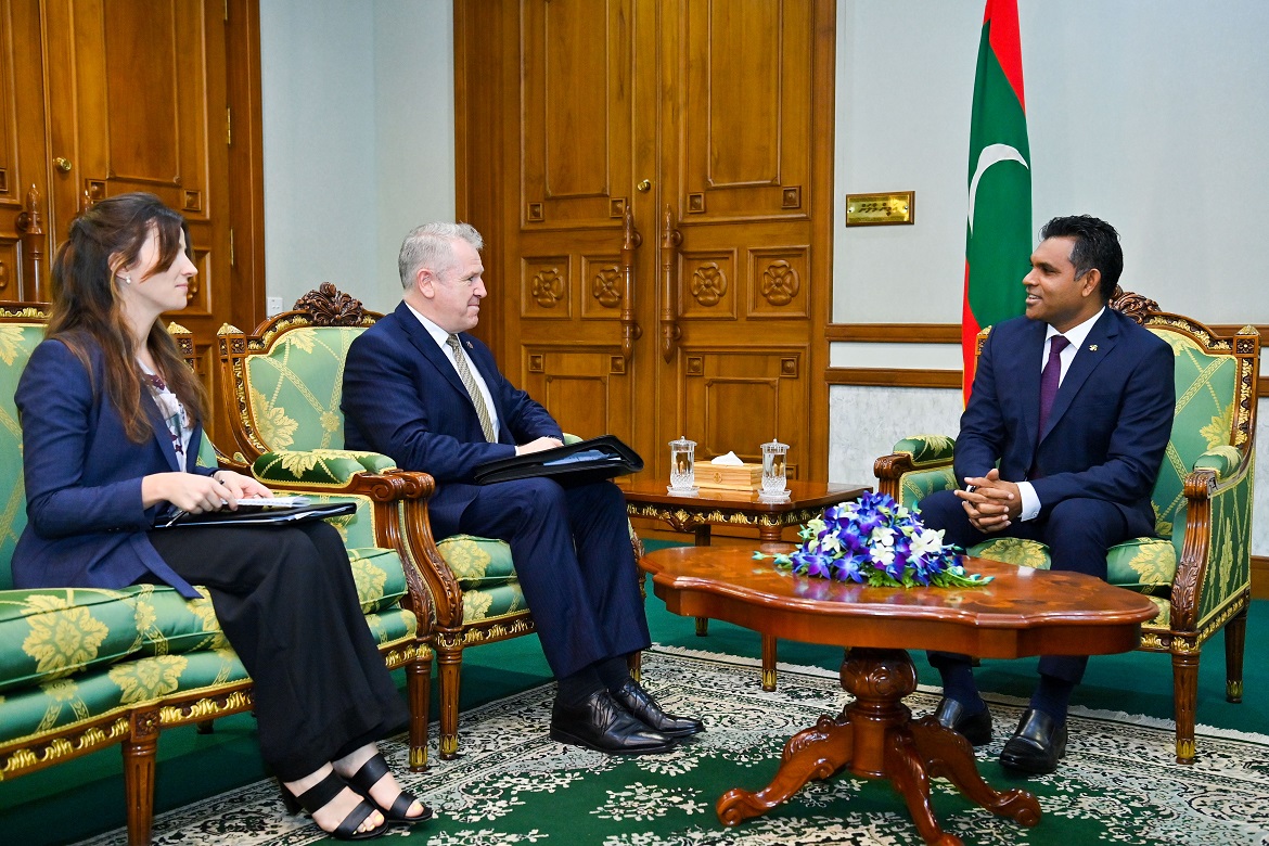 ނައިބު ރައީސްގެ އަރިހަށް އޮސްޓްރޭލިއާ ސަފީރު ވަދާއީ ޒިޔާރަތް ކުރައްވައިފި