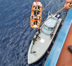 ތެޔޮ ޓޭންކަރެެއްގައި ހުރި ފަޅުވެރިއެއްގެ ހާލު ސީރިއަސްވެ އެމްއެންޑީއެފް އިން އެހީތެރިވެއްޖެ