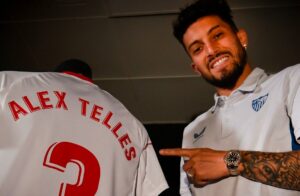 ޔުނައިޓެޑްގެ އެލެކްސް ޓެލޭސް ސެވިއްޔާއަށް