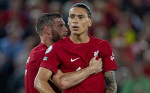 ނޫނޭޒަށް ރަތެއް، ލިވަޕޫލް އެއްވަރު