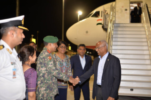 އިންޑިއާދަތުރުފުޅު ނިންމަވާލެއްވުމަށްފަހު ރައީސް ސާލިހު މާލެ ވަޑައިގެންފި