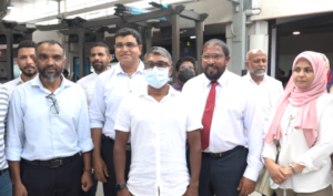 ޔޫކޭގައި 7 އަހަރު އުޅުއްވުމަށްފަހު އަމީން އެނބުރި ރާއްޖެއަށް