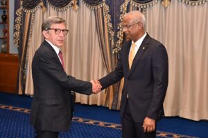 ރަޝިޔާ ސަފީރު ރައީސްގެ އަރިހަށް ވަދާޢީ ޒިޔާރަތް ކުރައްވައިފި