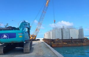 މާކުރަތު ބަނދަރު މަޝްރޫޢު: ބޮޑުހިލައިގެ ފުރަތަމަ ޝިޕްމަންޓް ސައިޓަށް ގެންގޮސްފި