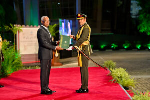 ކޯވިޑް19 ކާރިސާގައި ކޮށްދިން ޚިދުމަތް ފާހަގަކޮށް، ސިފައިންނަށް ޚާއްސަ މެޑަލްއެއް އަރުވަނީ