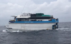 ޤަވާއިދާއި ޚިލާފަށް މުދާ ބަރުކޮށްގެން ދަތުކުރަމުންދިޔަ ބޯޓެއް ހުއްޓުވައިފި