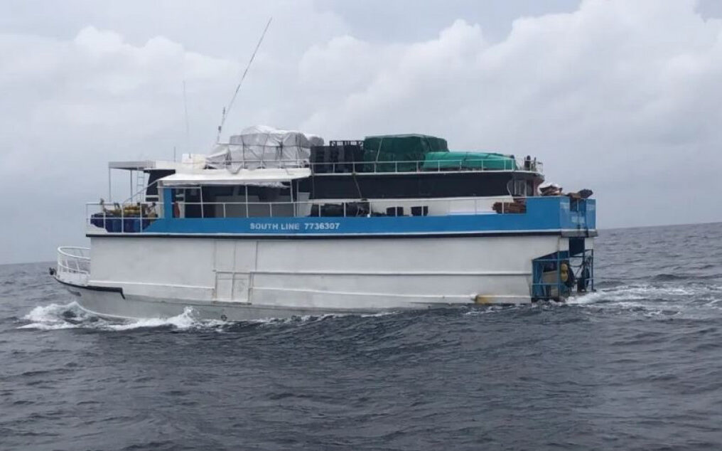 ޤަވާއިދާއި ޚިލާފަށް މުދާ ބަރުކޮށްގެން ދަތުކުރަމުންދިޔަ ބޯޓެއް ހުއްޓުވައިފި