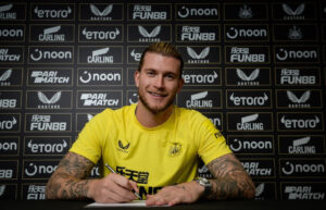 ލިވަޕޫލަށް ކުޅުނު ކީޕަރު ކެރިއަސް ނިއުކާސަލަށް