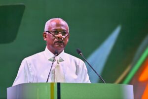 ދަތުރު ކުރެވޭނެ ފަސޭހަ ގޮތެއްނެތި ފުދުންތެރި އިޤްތިޞާދެއް ބިނާނުކުރެވޭނެ: ރައީސް