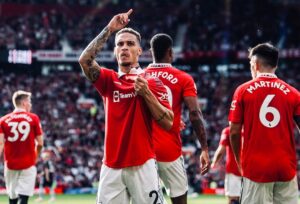 އާސެނަލް މޮޅުވުމުގެ ރިކޯޑު، ޔުނައިޓެޑުން ނިމުމަކަށް ގެނެސްފި