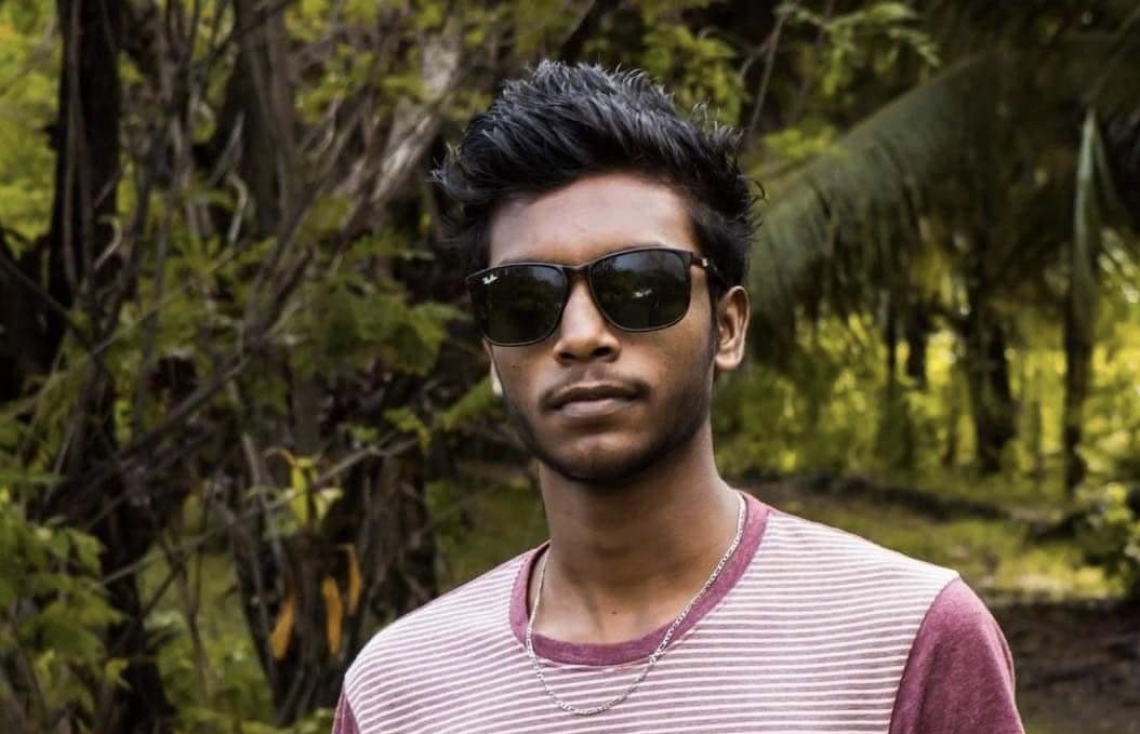 މޫދަށް ފޭބި ޒުވާނާ ނިޔާވެއްޖެ