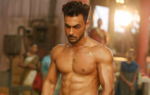 އާޔޫޝް ޝަރުމާގެ ތިން ވަނަ ފިލްމުގެ ޓީޒާއެއް