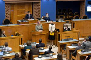 ރަޝިއާއަކީ ޓެރަރިސްޓް ދައުލަތެއްކަމަށް، އެސްޓޯނިއާގެ ގާނޫނުހަދާ މަޖިލީހުން ނިންމައިފި