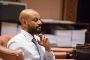 ނުރައްކާތަކުން ސަލަމާތްވުމަށް އެންމެން ގުޅިގެން މަސައްކަތްކުރަން ގޮވާލަން: އެމްއާރުއެމް